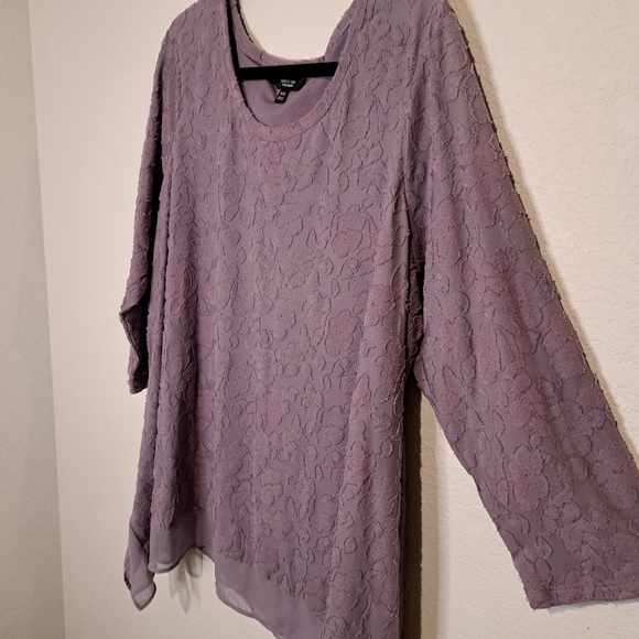 Simply Vera Wang lavender color blouse. Size  XXL - Picture 2 of 15
